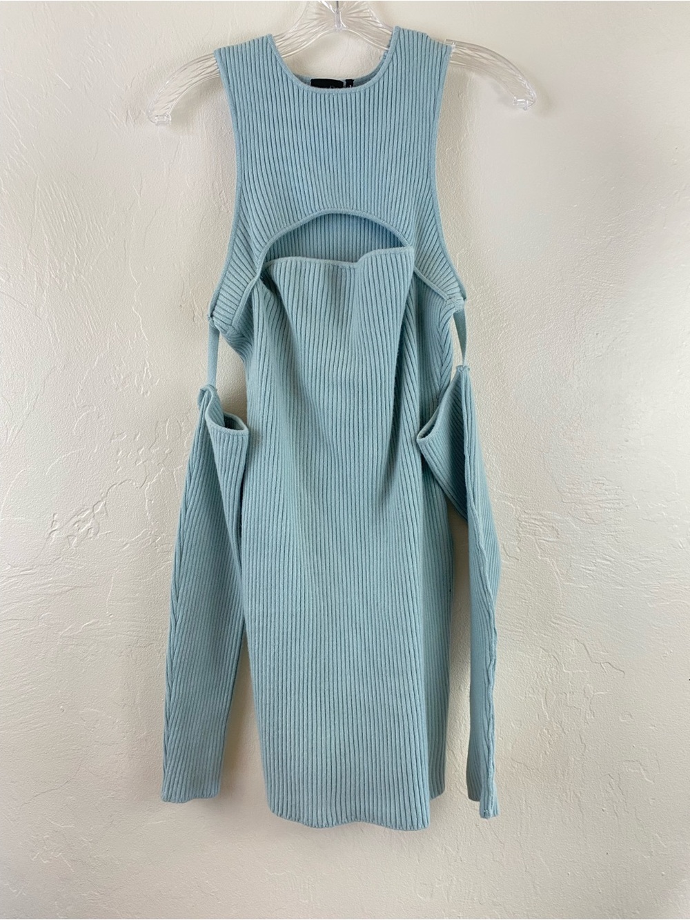 Herve Ledger Size Medium Baby Blue Ribbed Knit Full Sleeve Cold Shoulder Dress